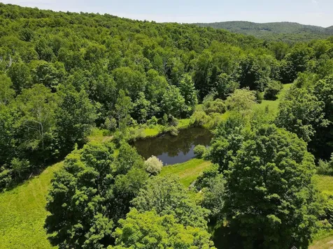 167 Cowslip Hill Road Sharon VT 05065