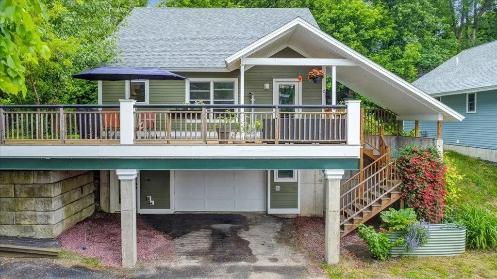 91 Green Street Hinesburg VT 05461