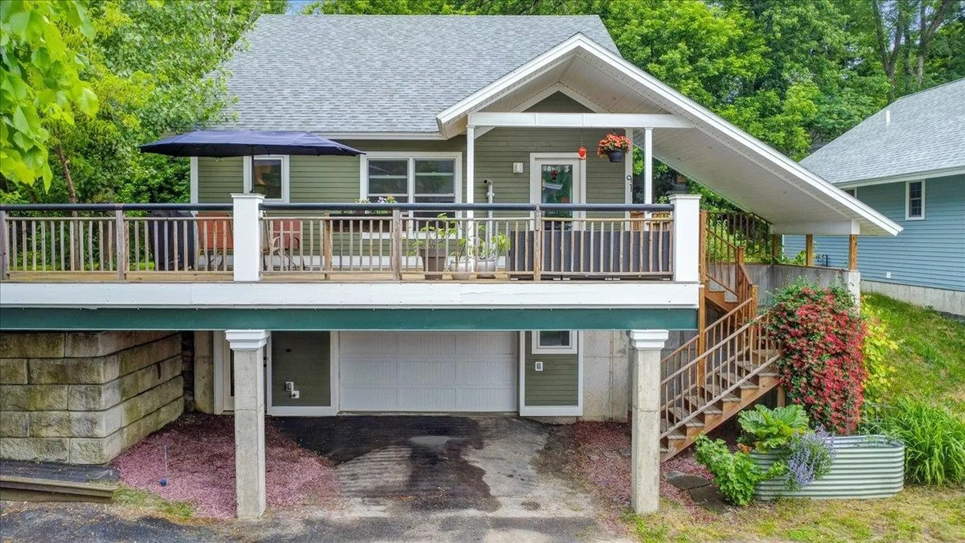 91 Green Street Hinesburg VT 05461