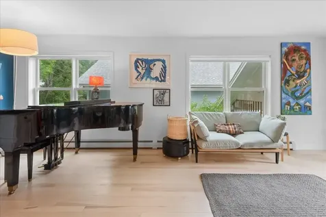 91 Green Street Hinesburg VT 05461
