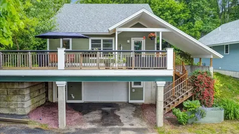 91 Green Street Hinesburg VT 05461