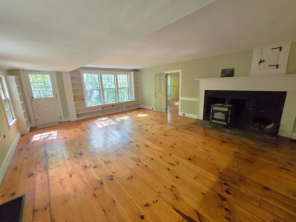 320 Green Mountain Camp Road Dummerston VT 05301