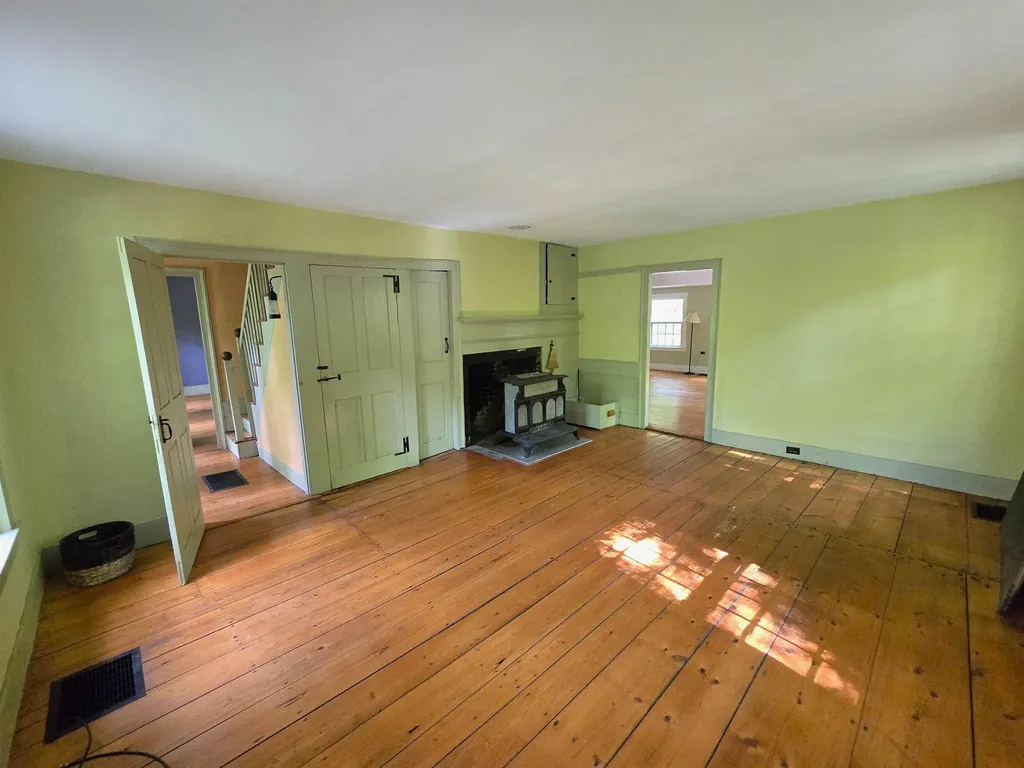 320 Green Mountain Camp Road Dummerston VT 05301