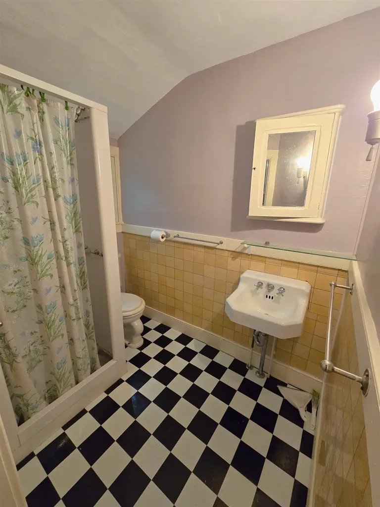 320 Green Mountain Camp Road Dummerston VT 05301