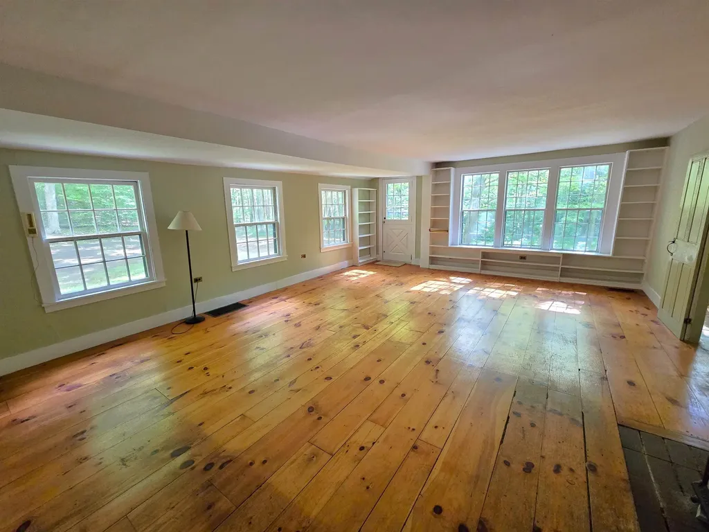 320 Green Mountain Camp Road Dummerston VT 05301