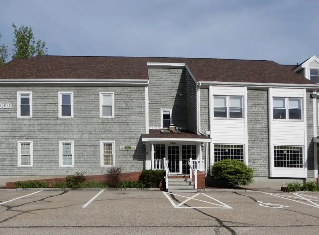 25 Country Club Road Gilford NH 03249