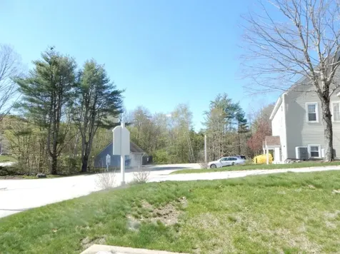 25 Country Club Road Gilford NH 03249