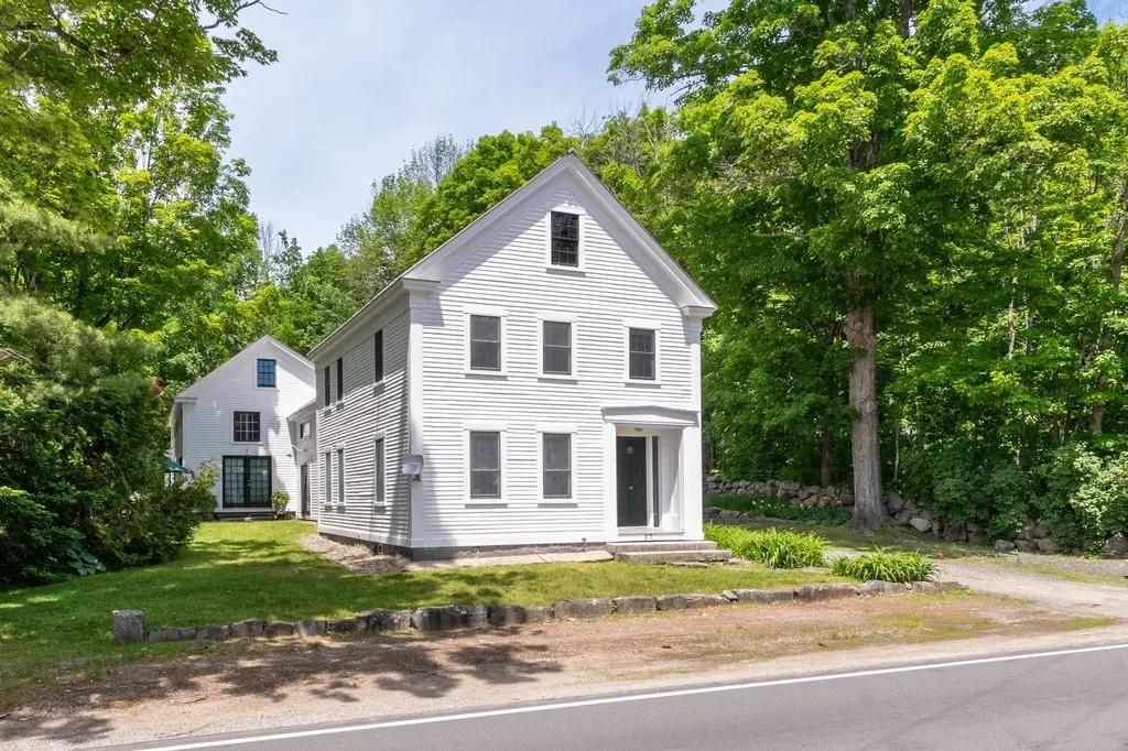 17 Squam Lake Road Sandwich NH 03227
