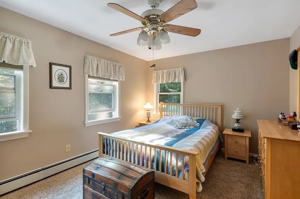 95 Stone Wall Lane Charlotte VT 05445