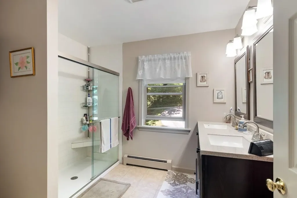 95 Stone Wall Lane Charlotte VT 05445