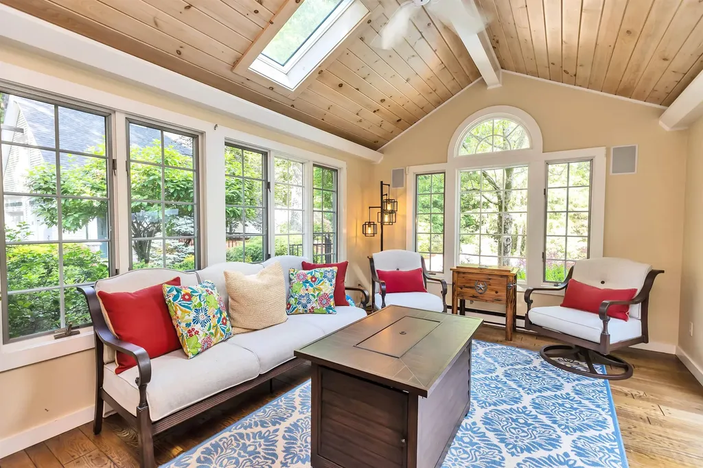33 Buttonwood Road Bedford NH 03110