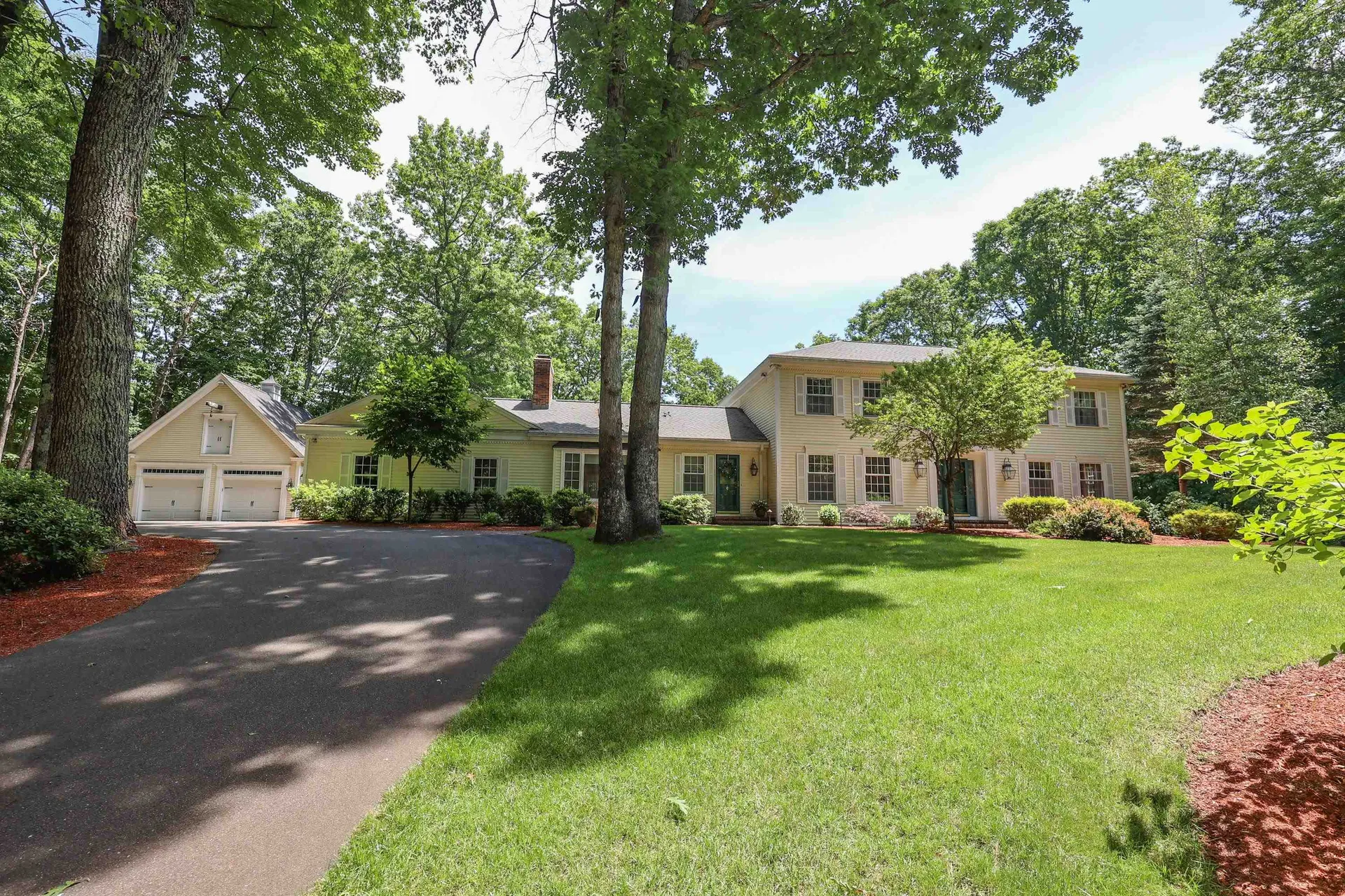 33 Buttonwood Road Bedford NH 03110