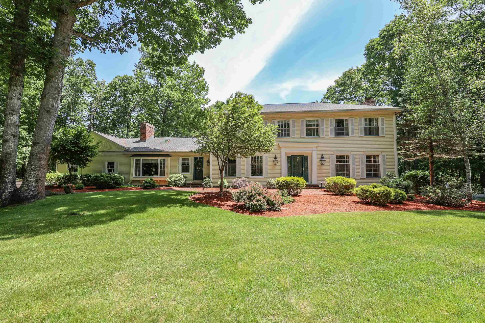 33 Buttonwood Road Bedford NH 03110