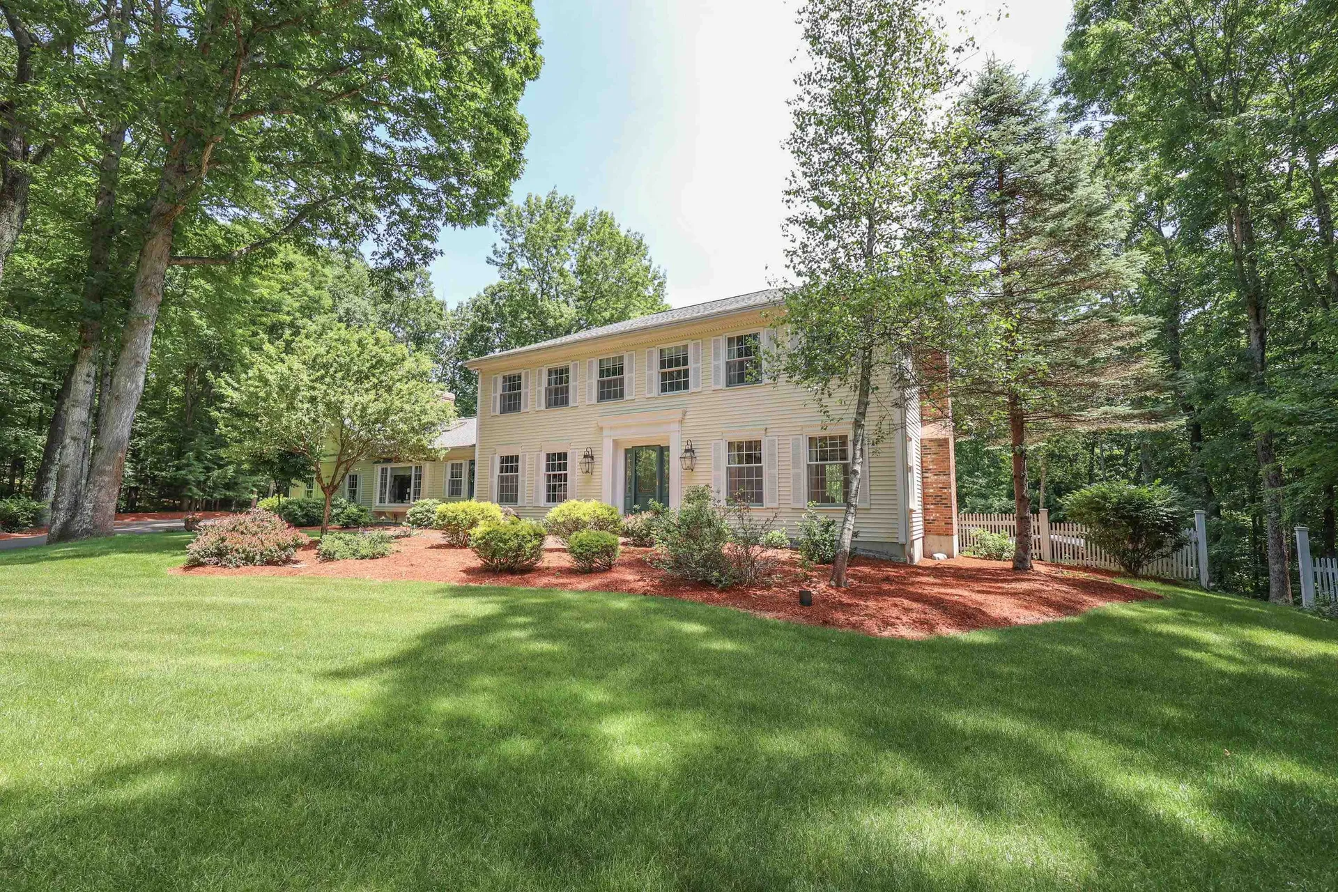 33 Buttonwood Road Bedford NH 03110