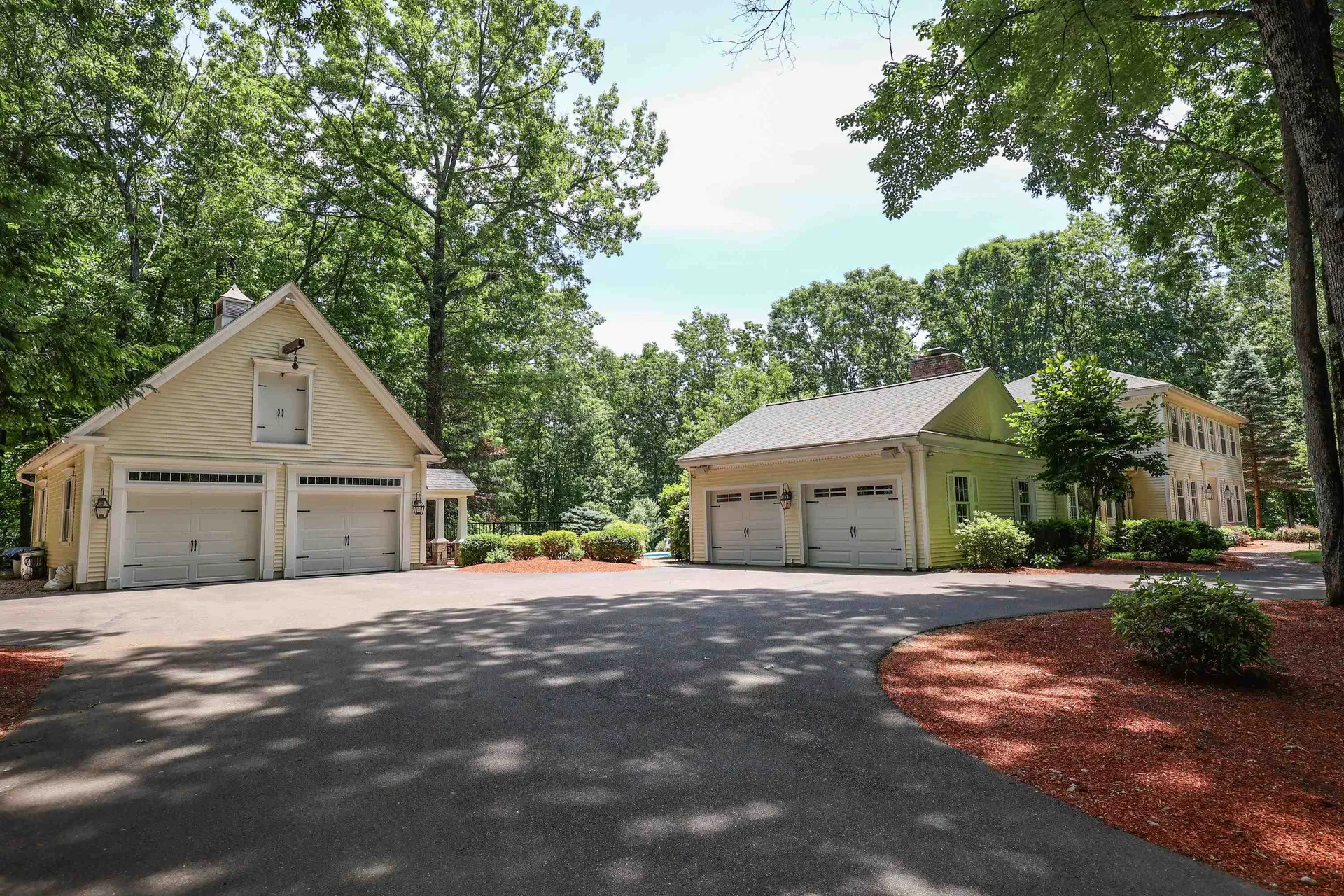 33 Buttonwood Road Bedford NH 03110