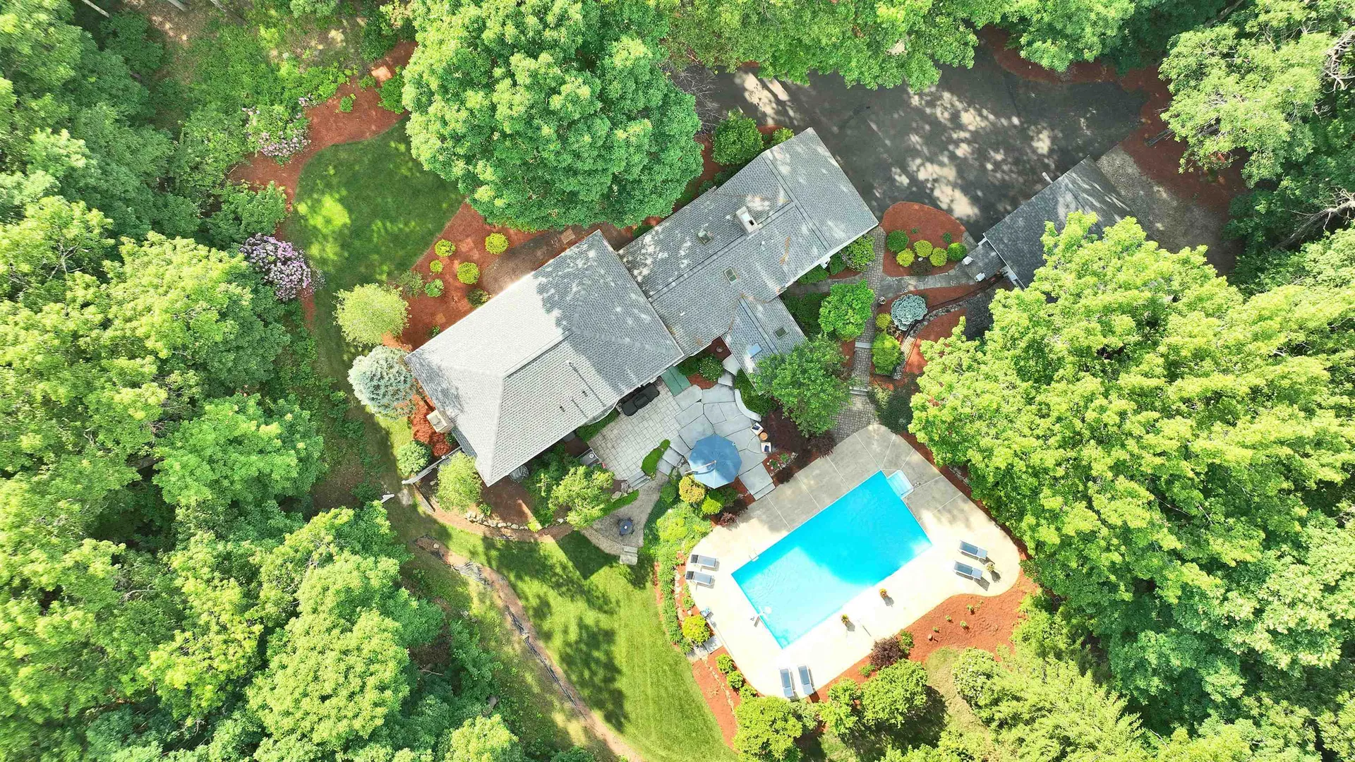 33 Buttonwood Road Bedford NH 03110