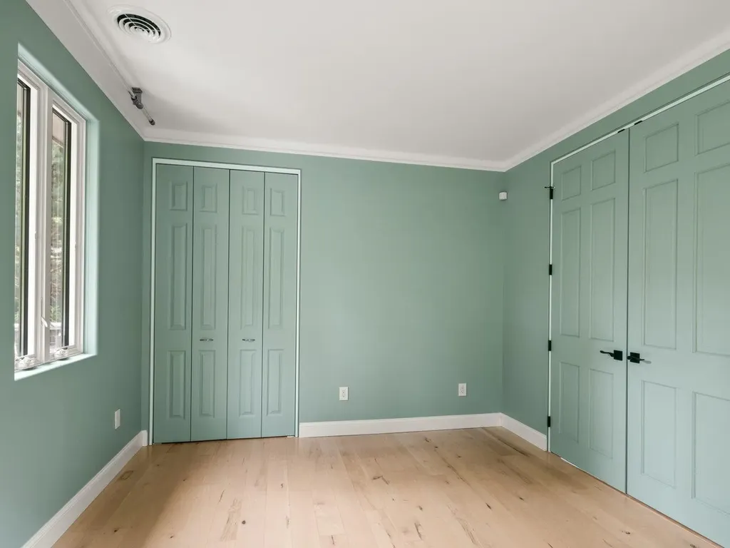 185 South Cove Road Burlington VT 05401