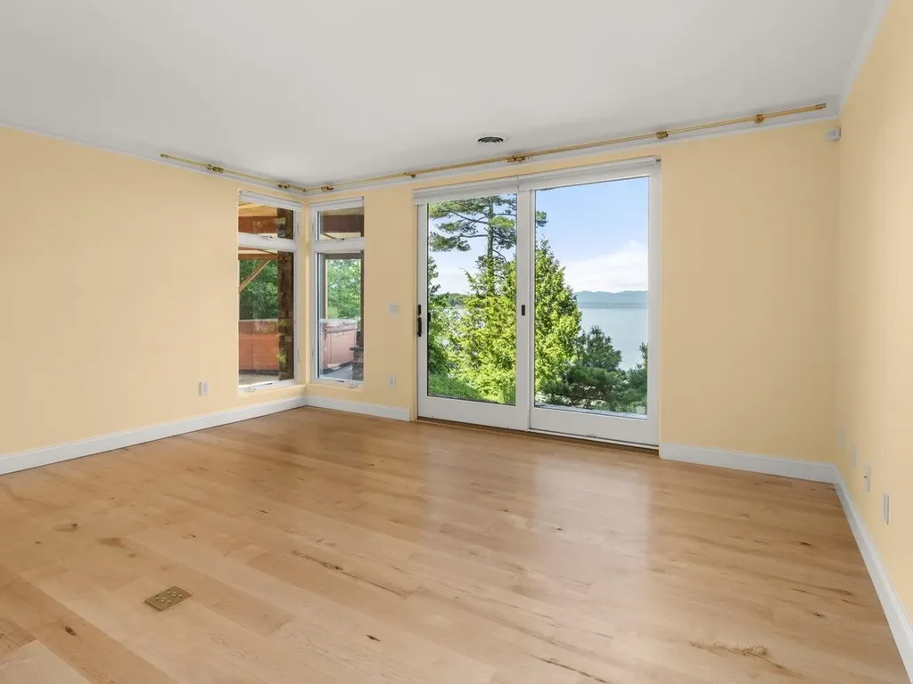 185 South Cove Road Burlington VT 05401