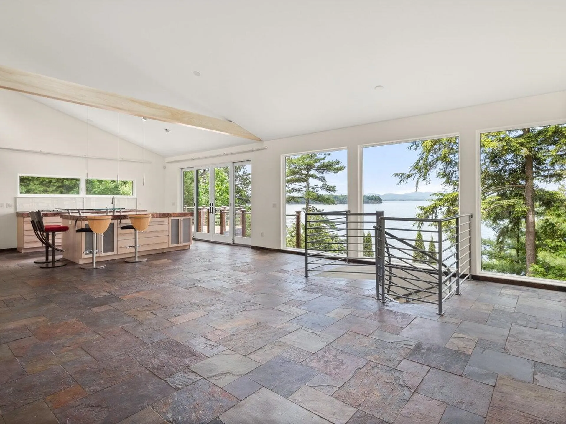 185 South Cove Road Burlington VT 05401