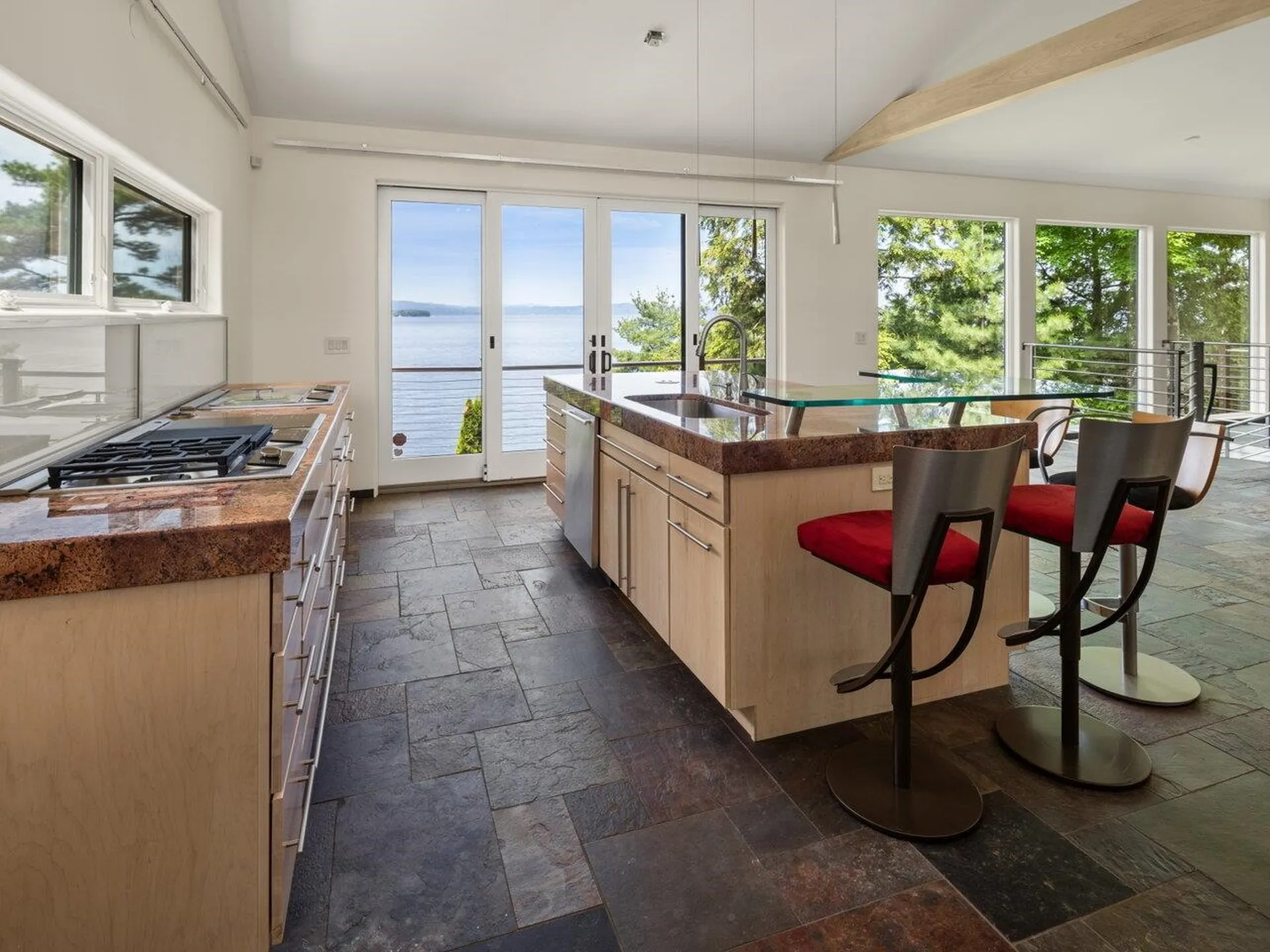 185 South Cove Road Burlington VT 05401