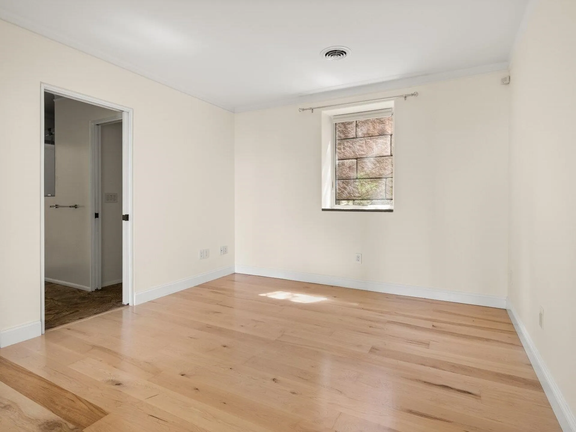 185 South Cove Road Burlington VT 05401