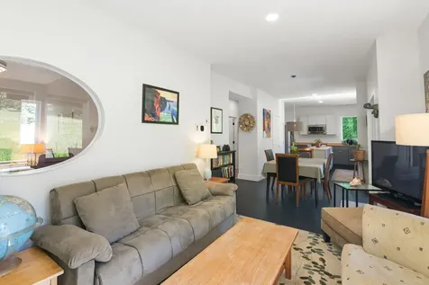 31 Red Tail Lane Brattleboro VT 05301