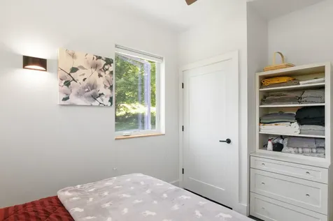 31 Red Tail Lane Brattleboro VT 05301