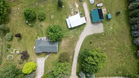 94 Badger Road Goshen NH 03752