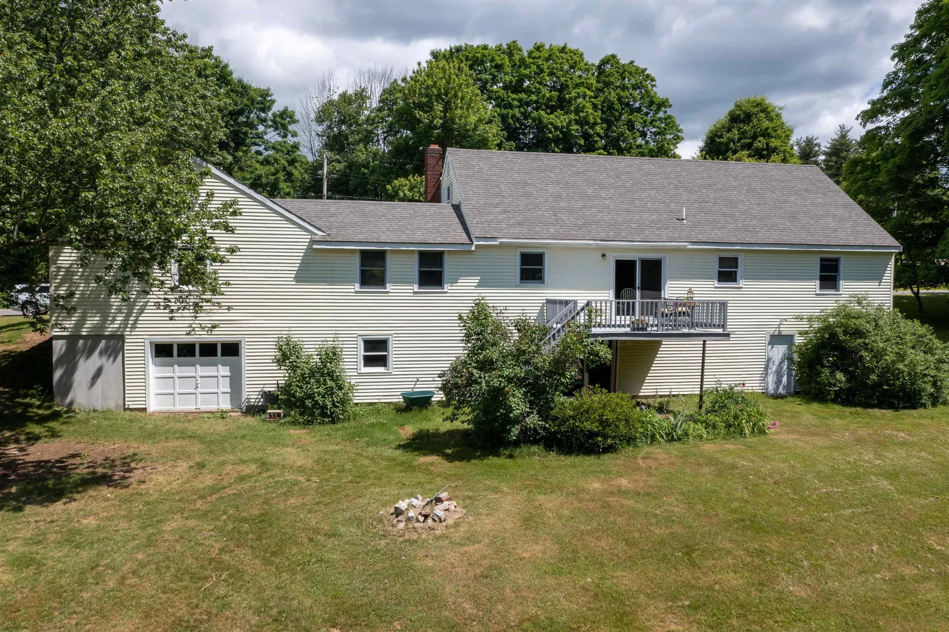 52 Highland Street Newton NH 03848