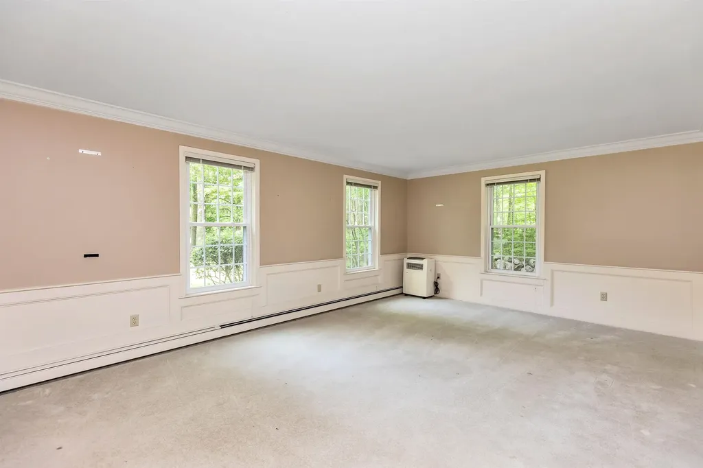 23 Maiden Lane Bedford NH 03110