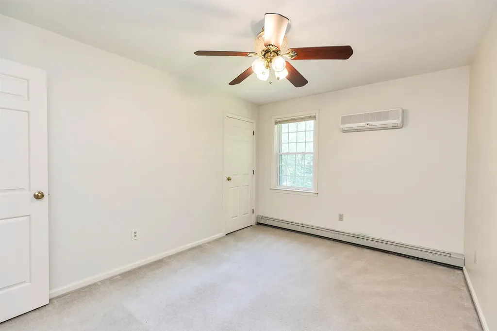 23 Maiden Lane Bedford NH 03110