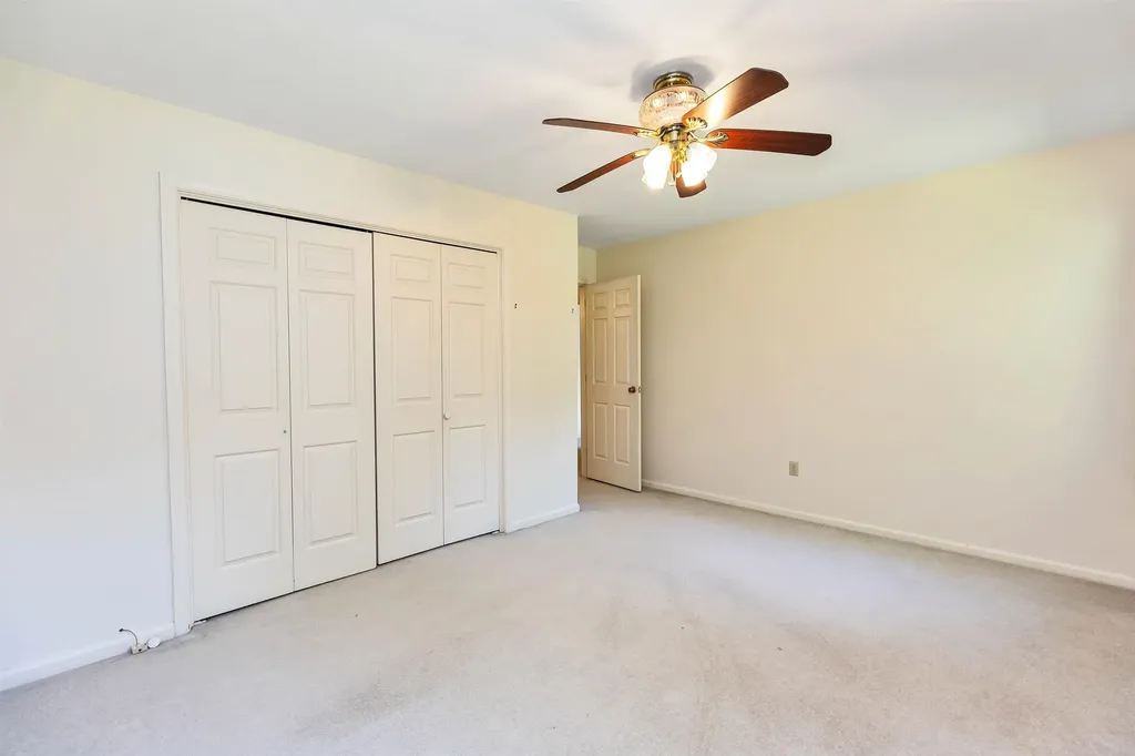 23 Maiden Lane Bedford NH 03110