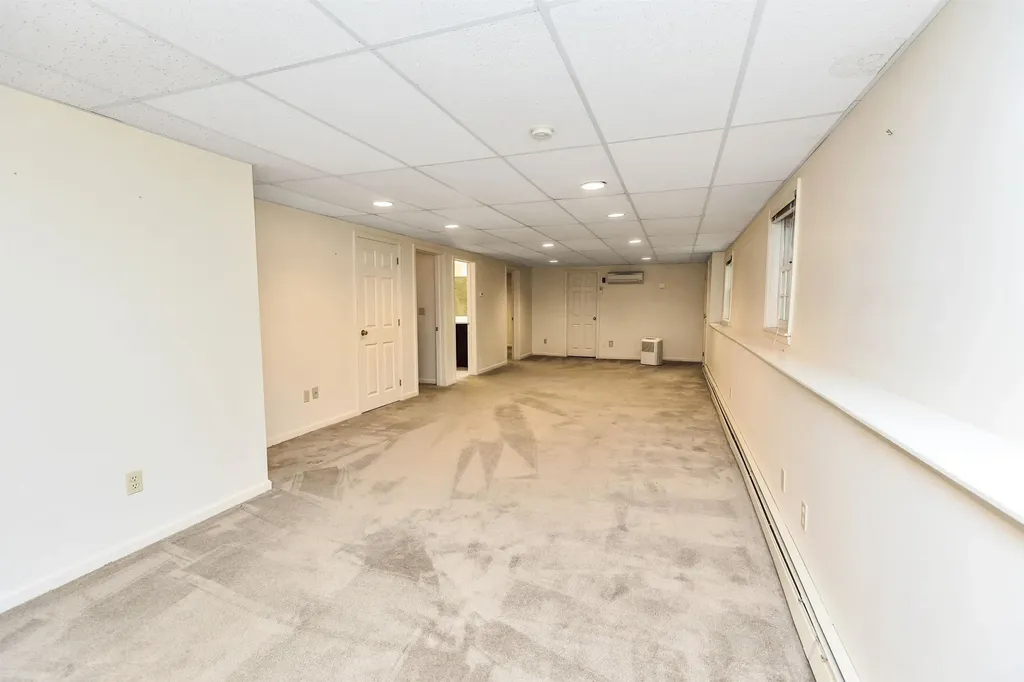 23 Maiden Lane Bedford NH 03110