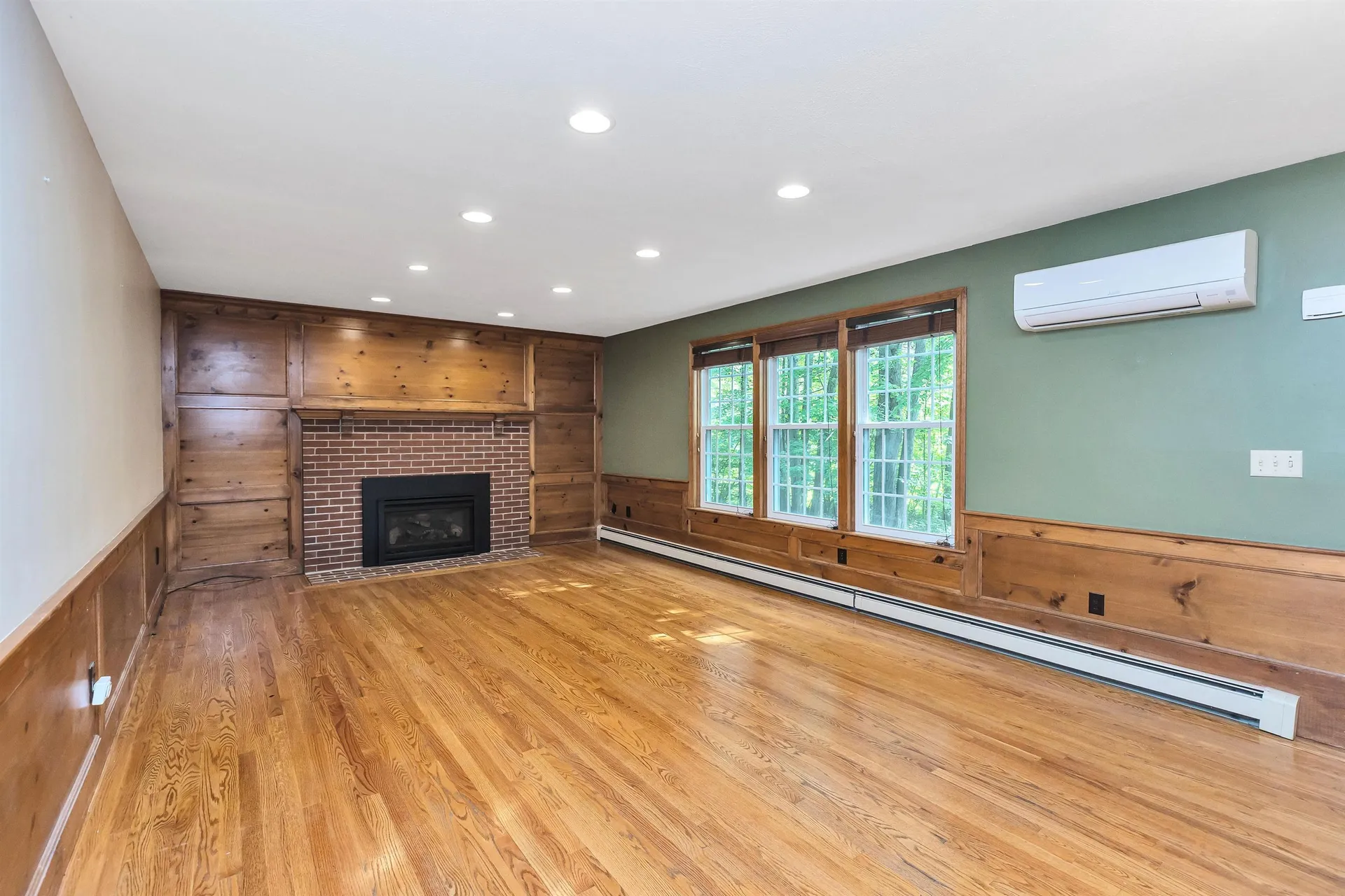 23 Maiden Lane Bedford NH 03110