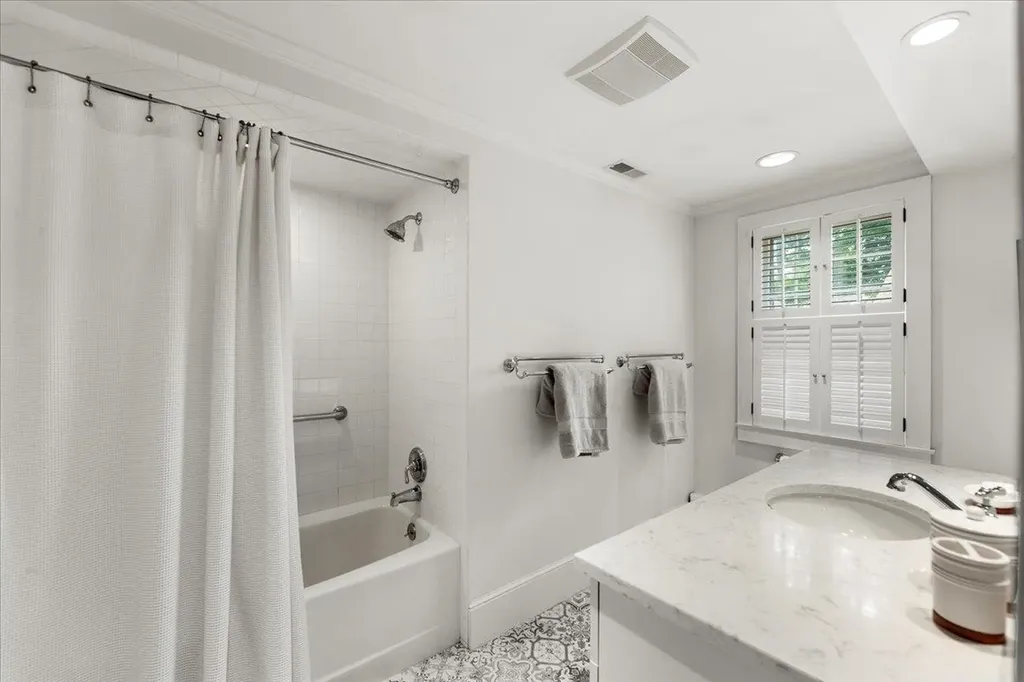 2894 West Road Manchester VT 05255