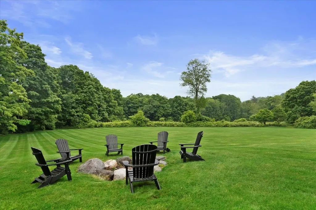 2894 West Road Manchester VT 05255