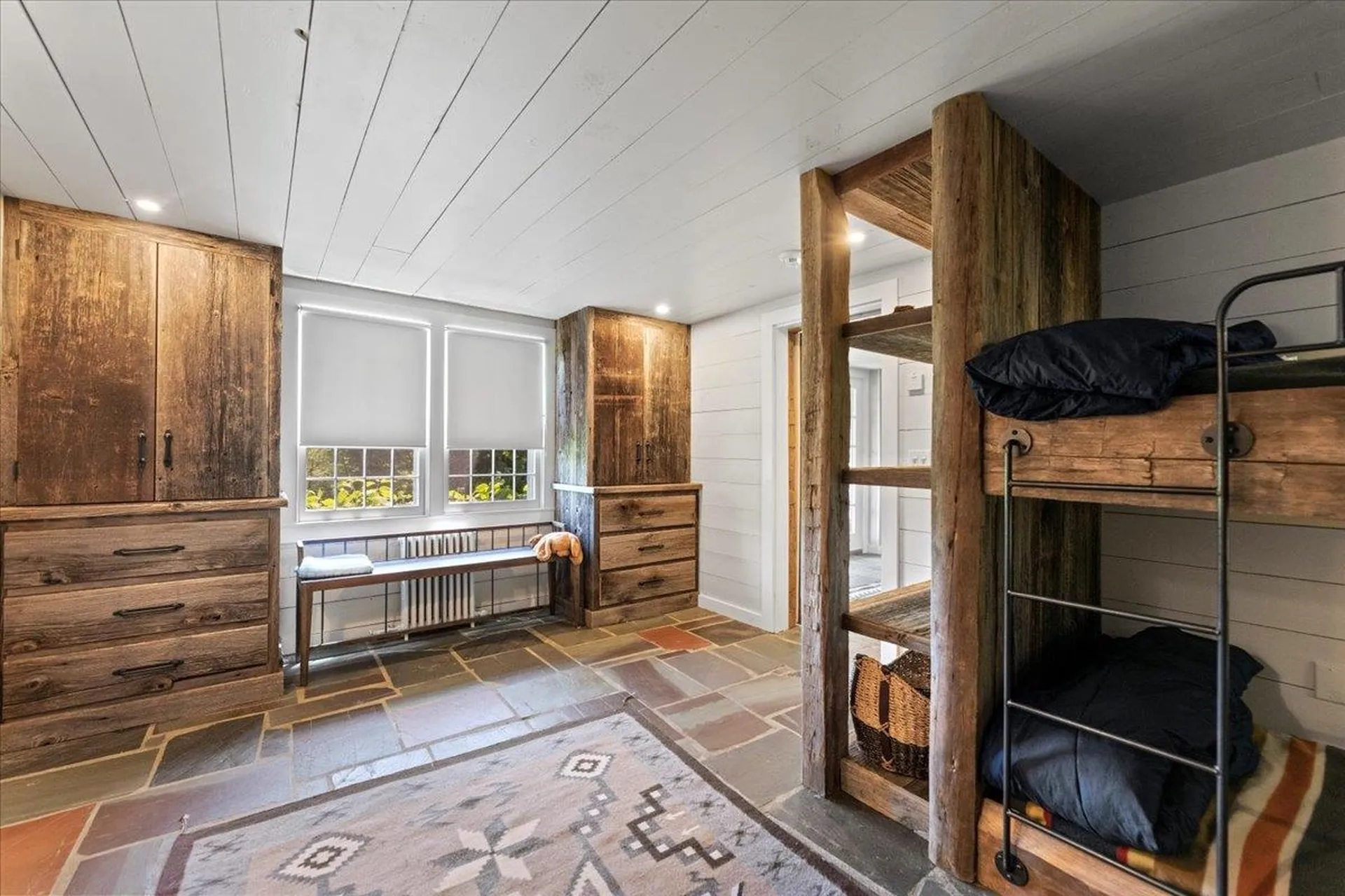 2894 West Road Manchester VT 05255