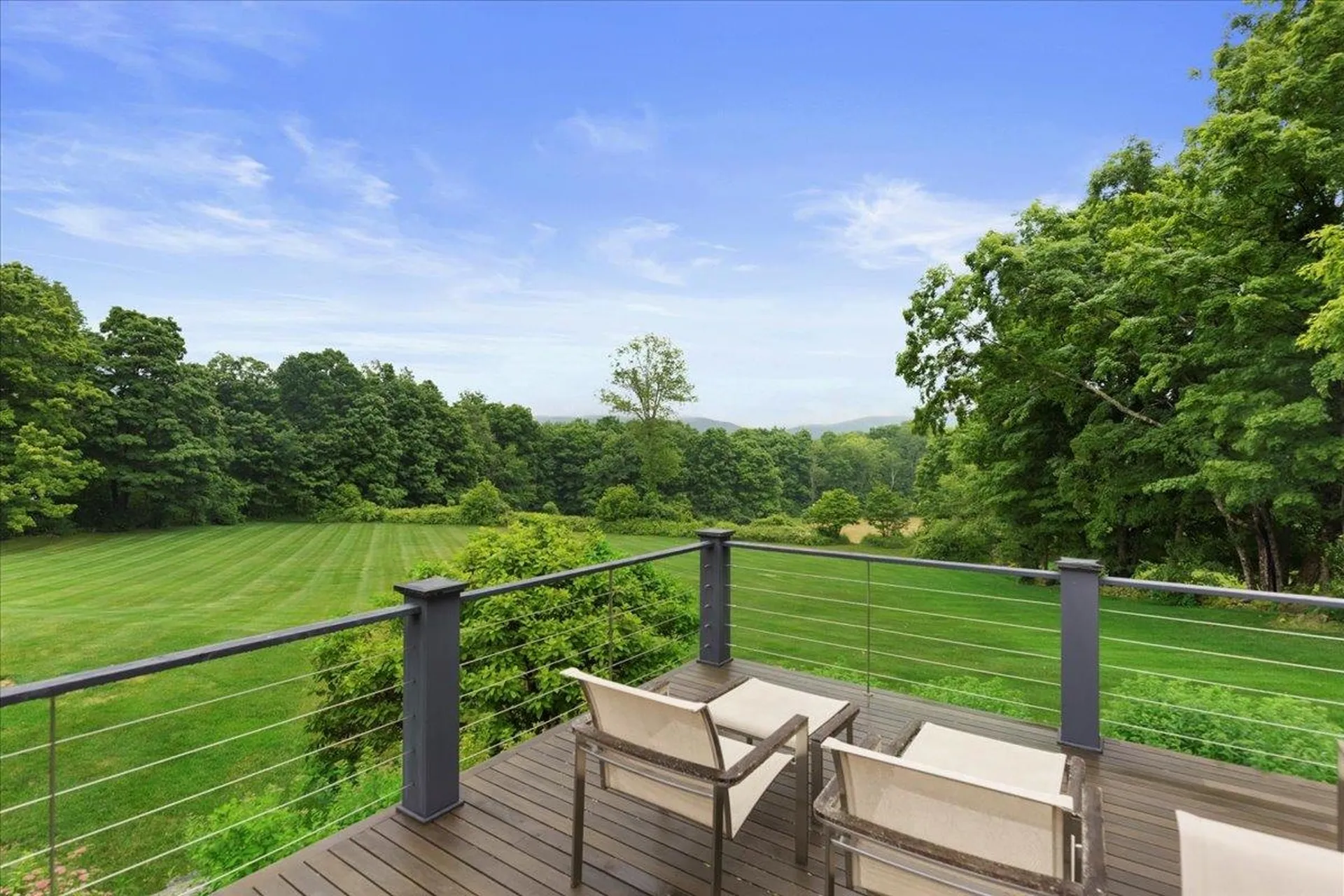 2894 West Road Manchester VT 05255