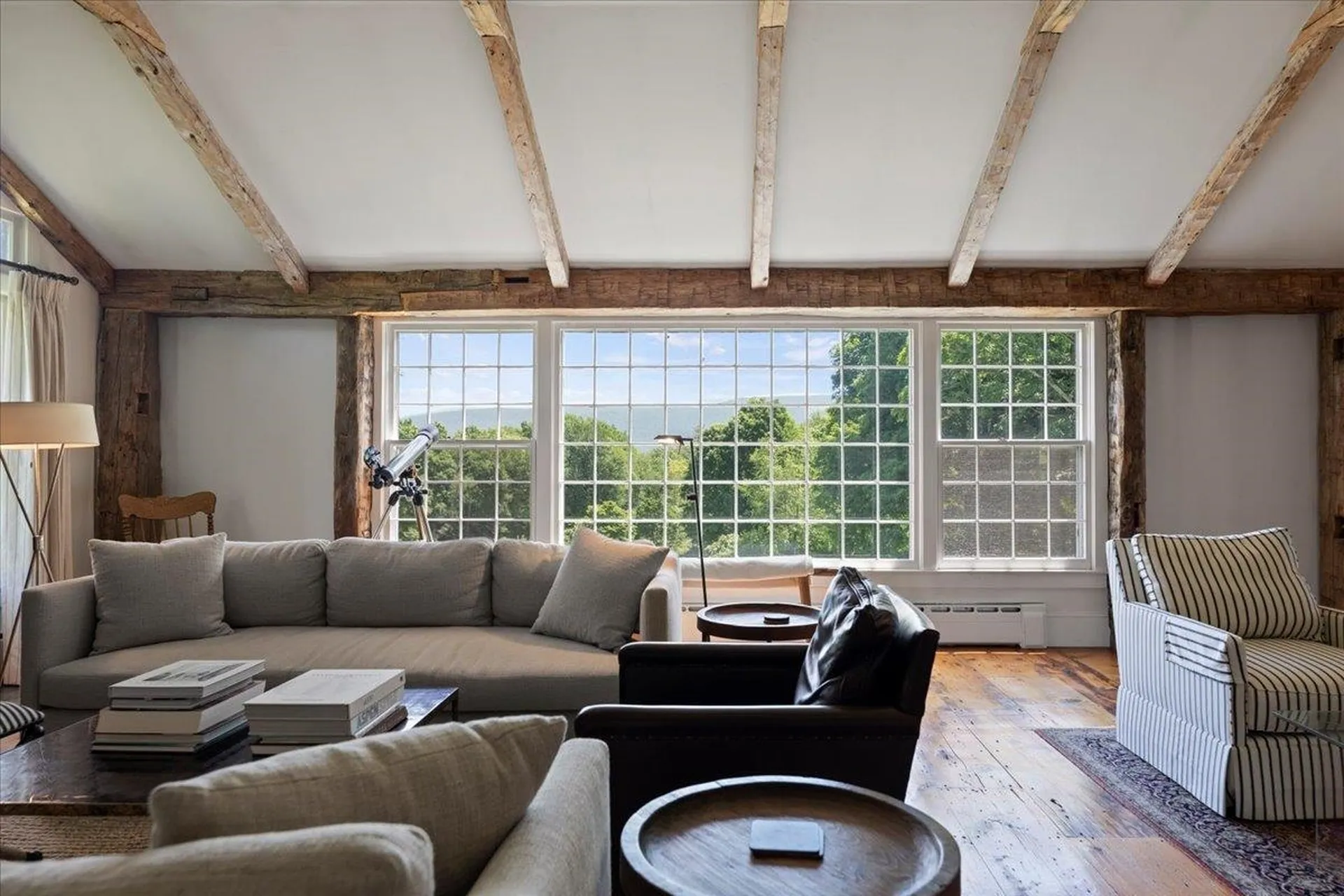 2894 West Road Manchester VT 05255