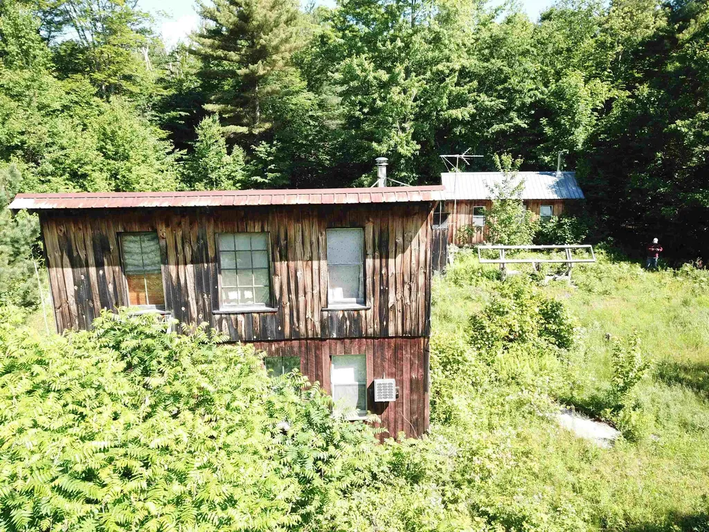 36 Lost Mile Road Newfane VT 05301