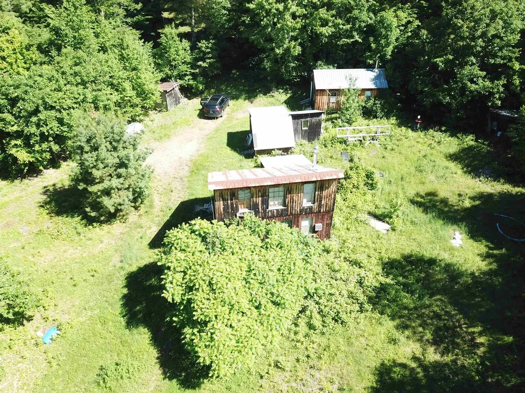 36 Lost Mile Road Newfane VT 05301
