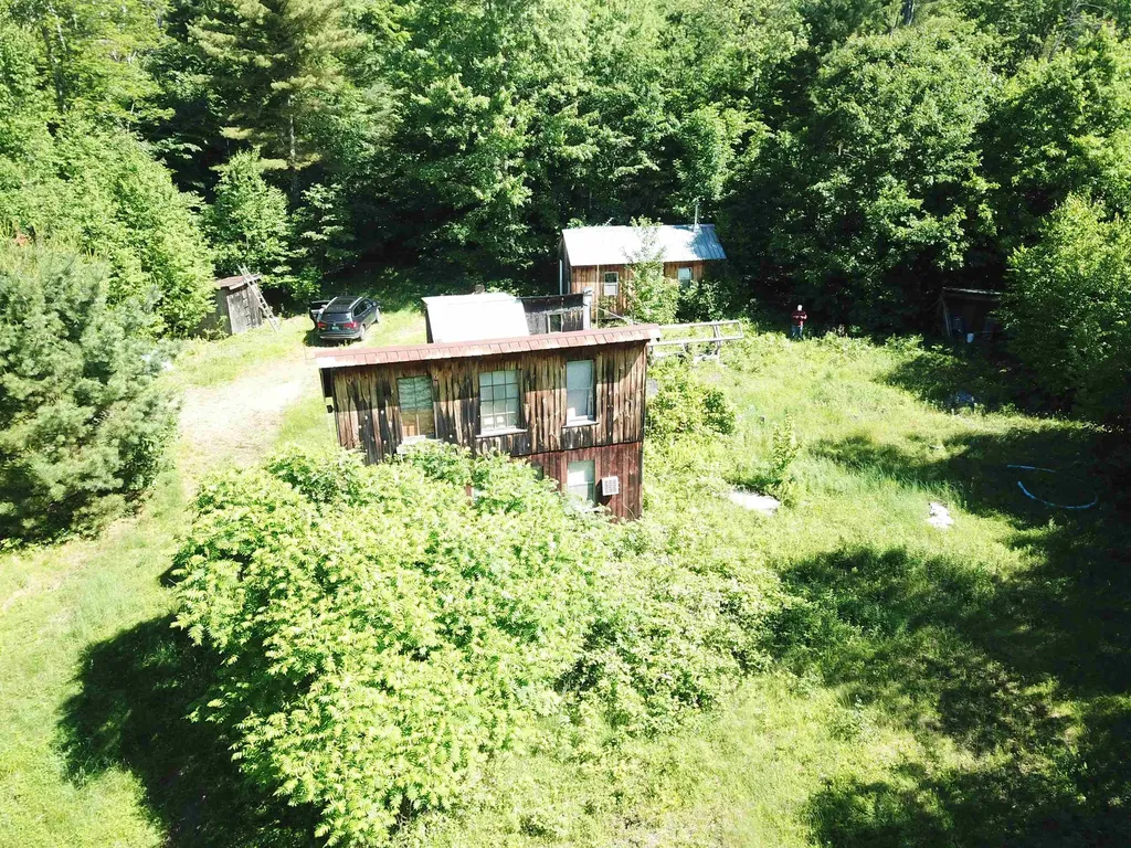 36 Lost Mile Road Newfane VT 05301