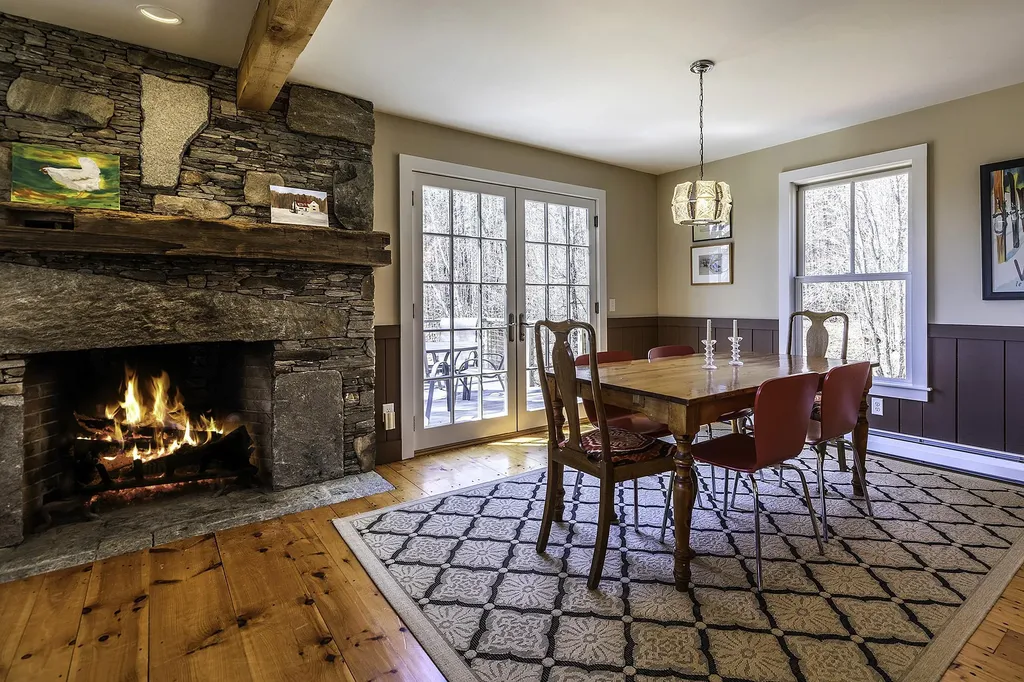 115 Pitchfork Lane Londonderry VT 05148