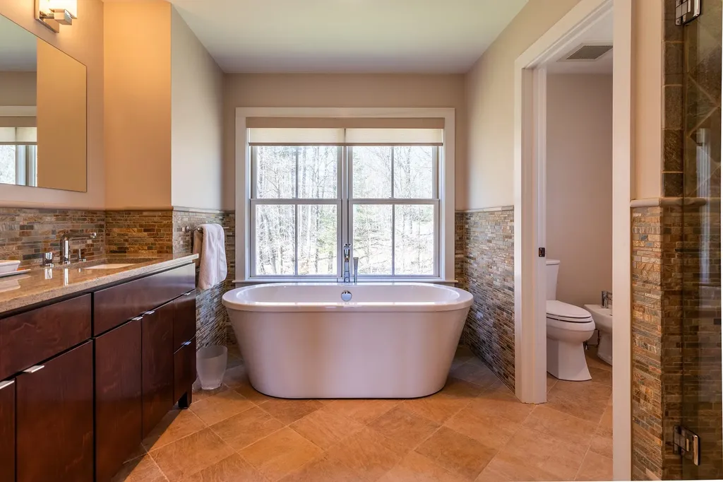 115 Pitchfork Lane Londonderry VT 05148