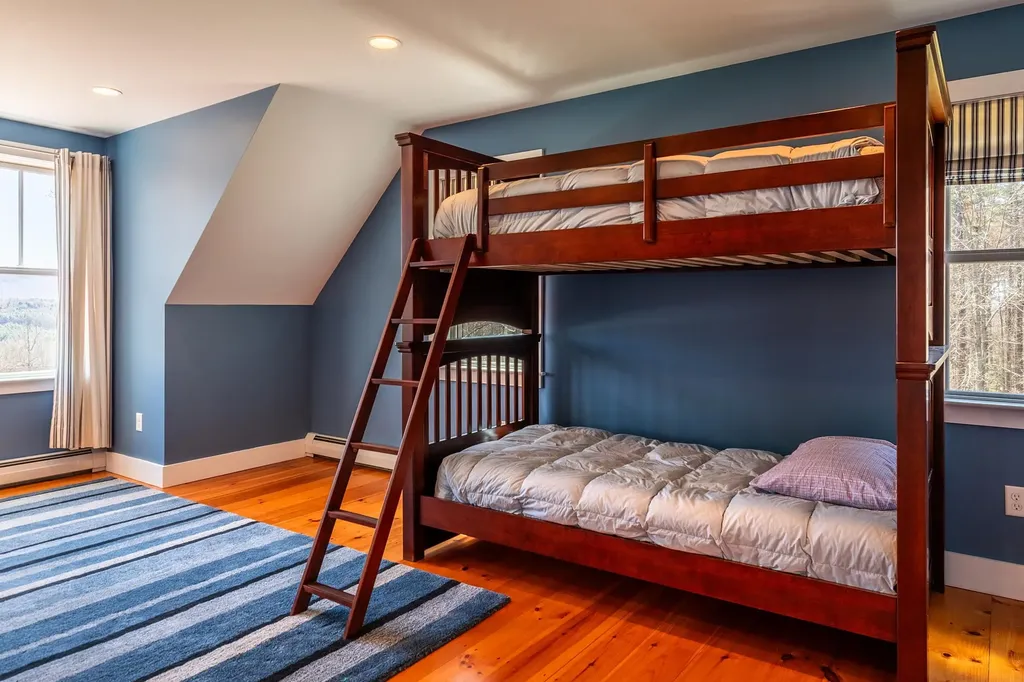 115 Pitchfork Lane Londonderry VT 05148