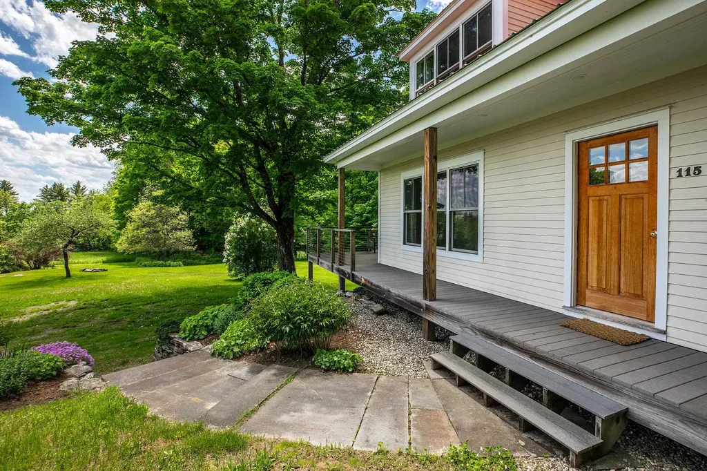 115 Pitchfork Lane Londonderry VT 05148