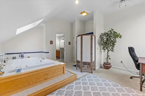 75 Crossfield Drive Colchester VT 05446