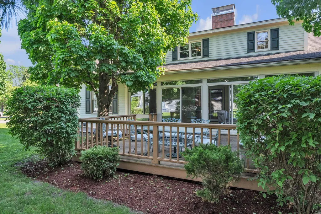 62 Pinnacle Drive South Burlington VT 05403