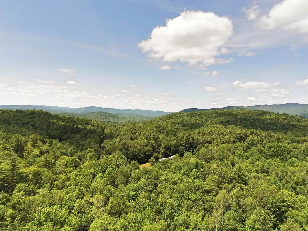 00 Dawes Road Andover NH 03216