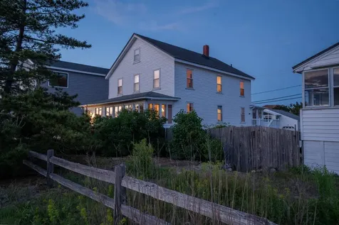 16 Portsmouth Avenue Hampton NH 03842